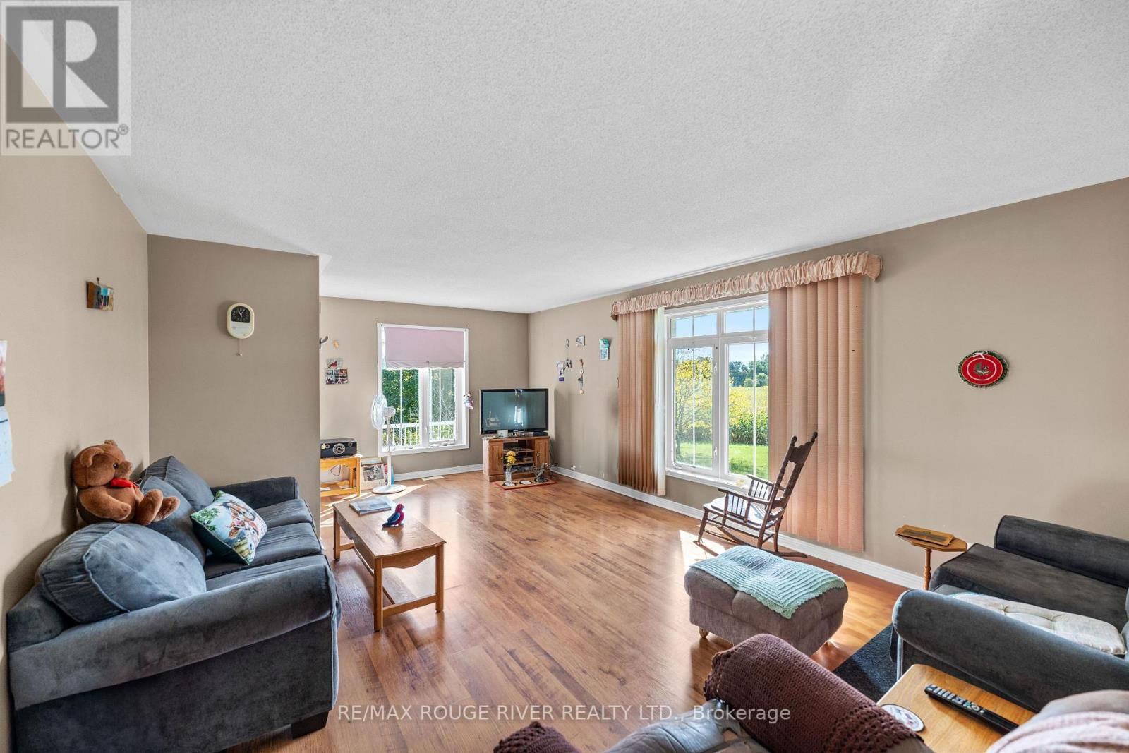 390 JAKOBI ROAD Image 7