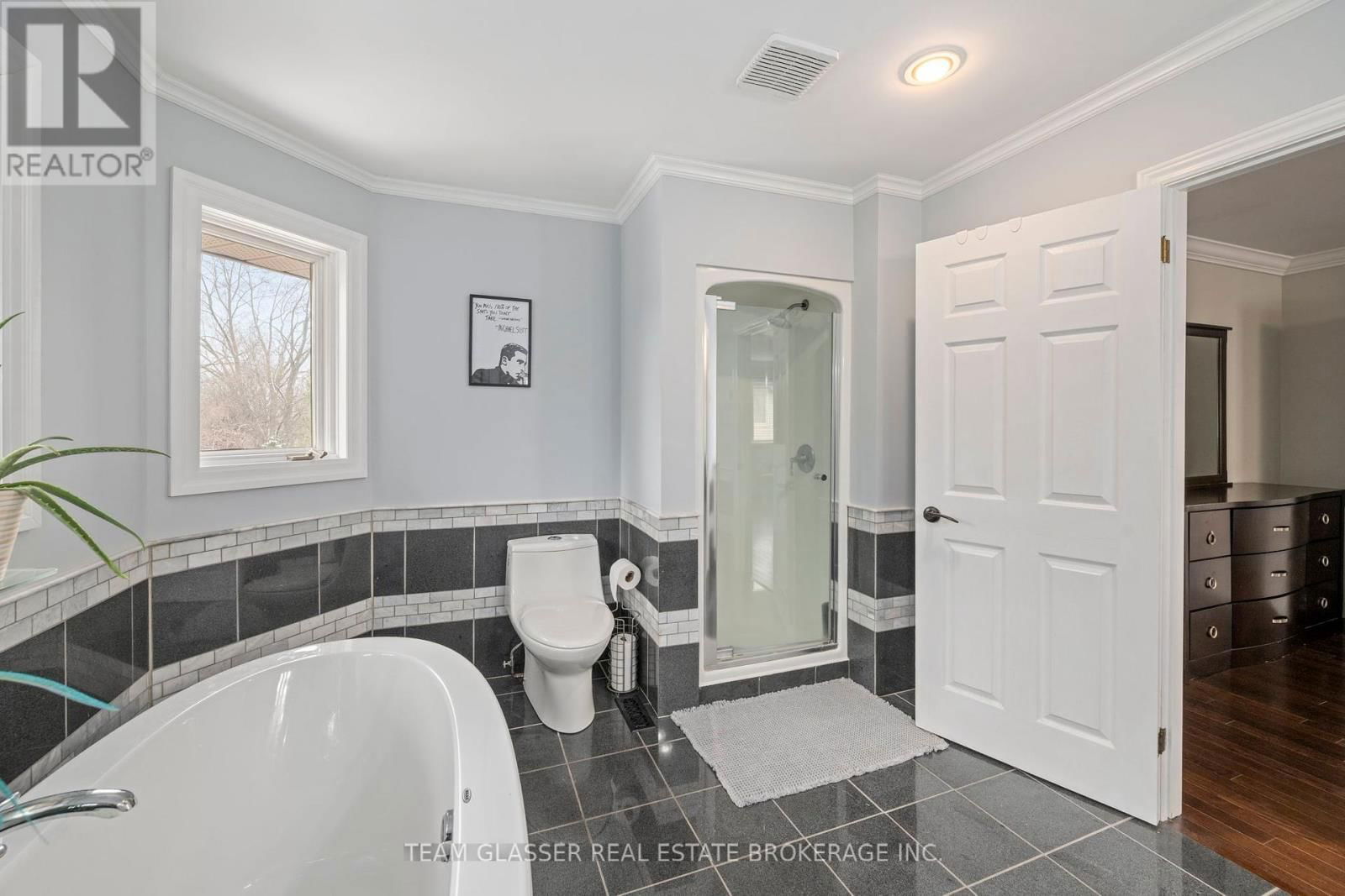 103 ROSE HIP PLACE Image 22