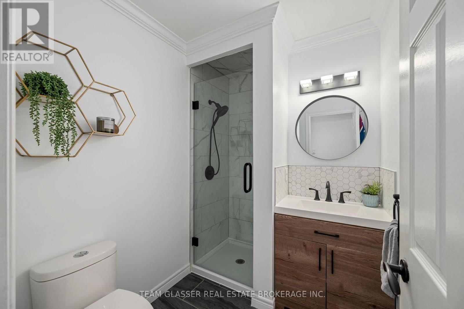 103 ROSE HIP PLACE Image 7