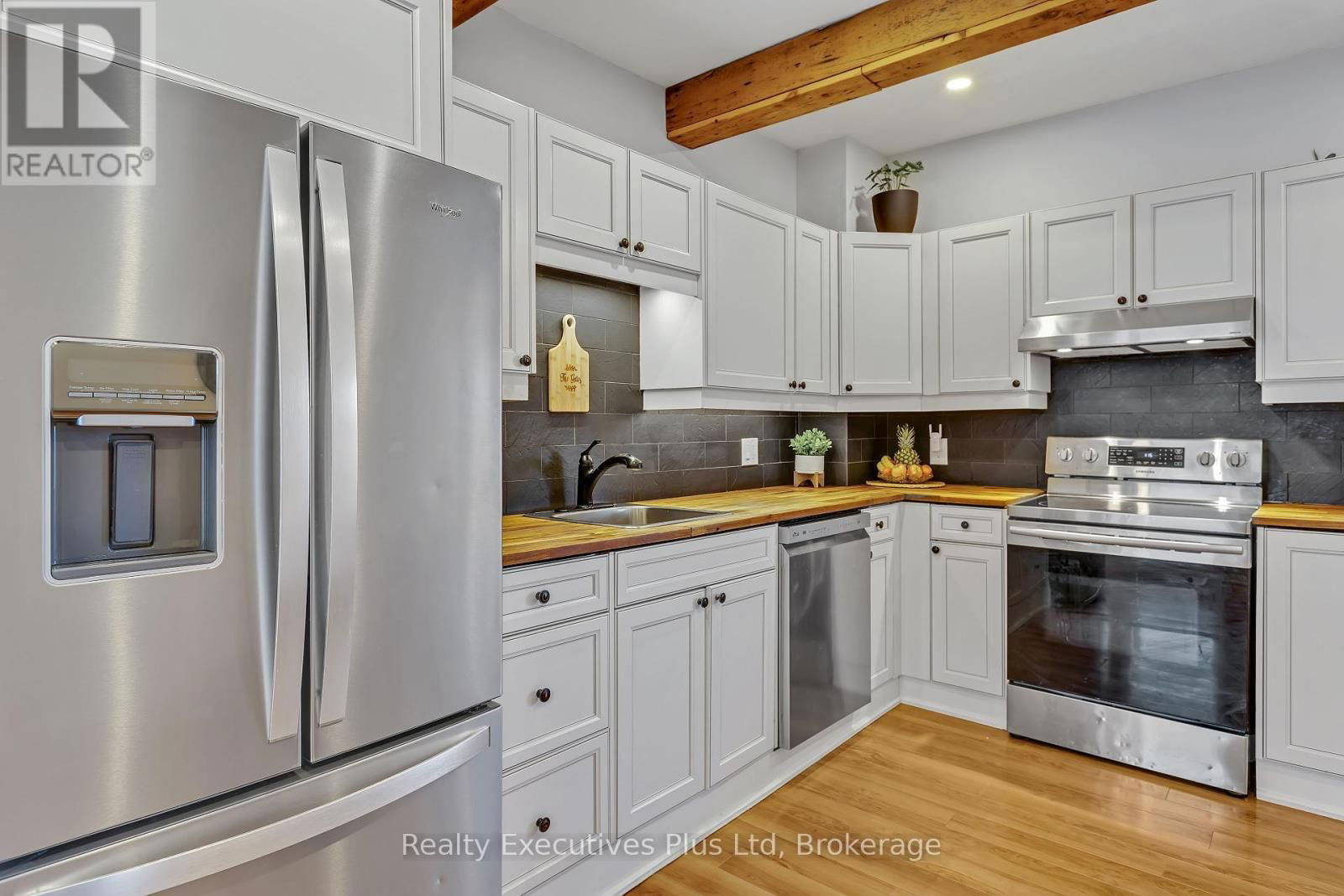 106 KING STREET Image 15