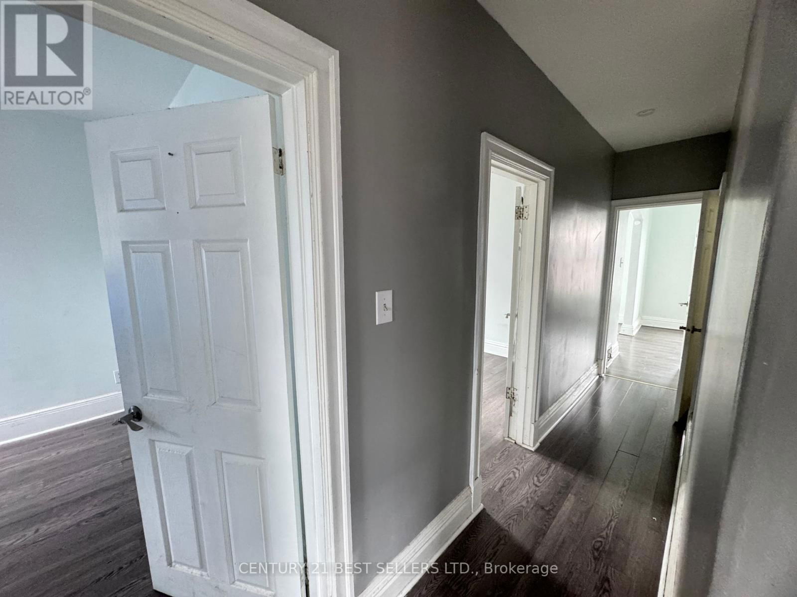 12 ARTHUR AVENUE NORTH Image 24