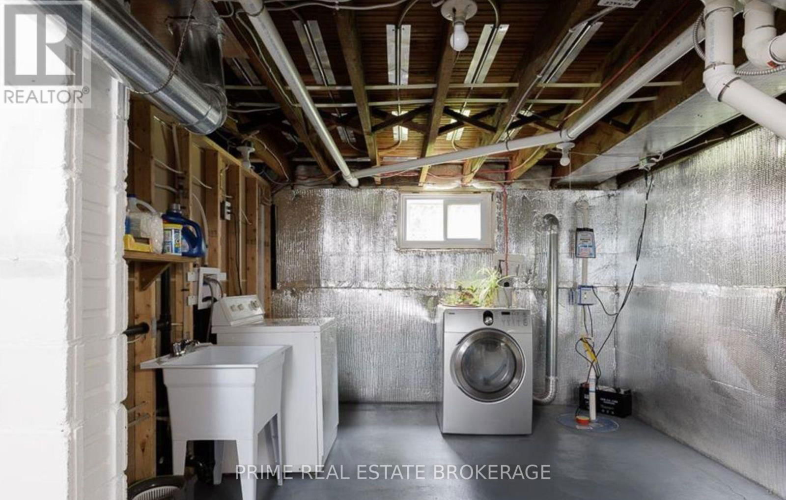 14 CARLTON AVENUE Image 18
