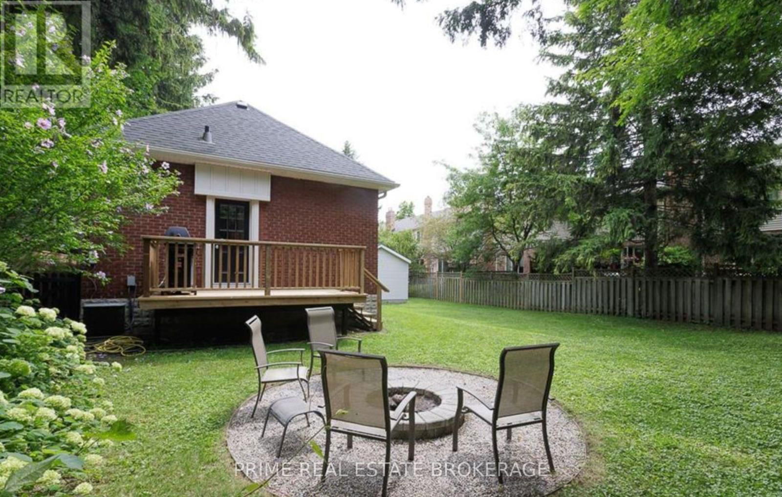 14 CARLTON AVENUE Image 20