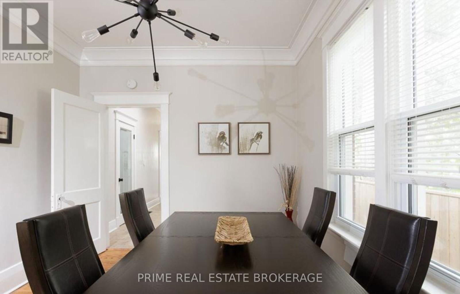 14 CARLTON AVENUE Image 5
