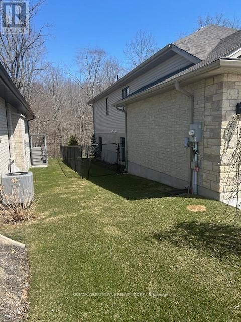 142 OLD FIELD LANE Image 38
