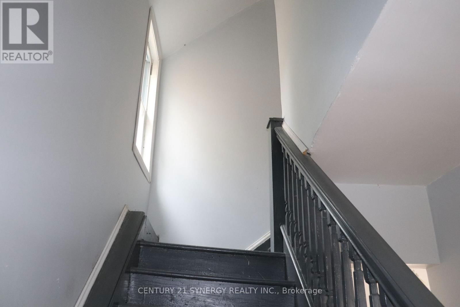 121 IRON CITY ROAD NORTH Image 23