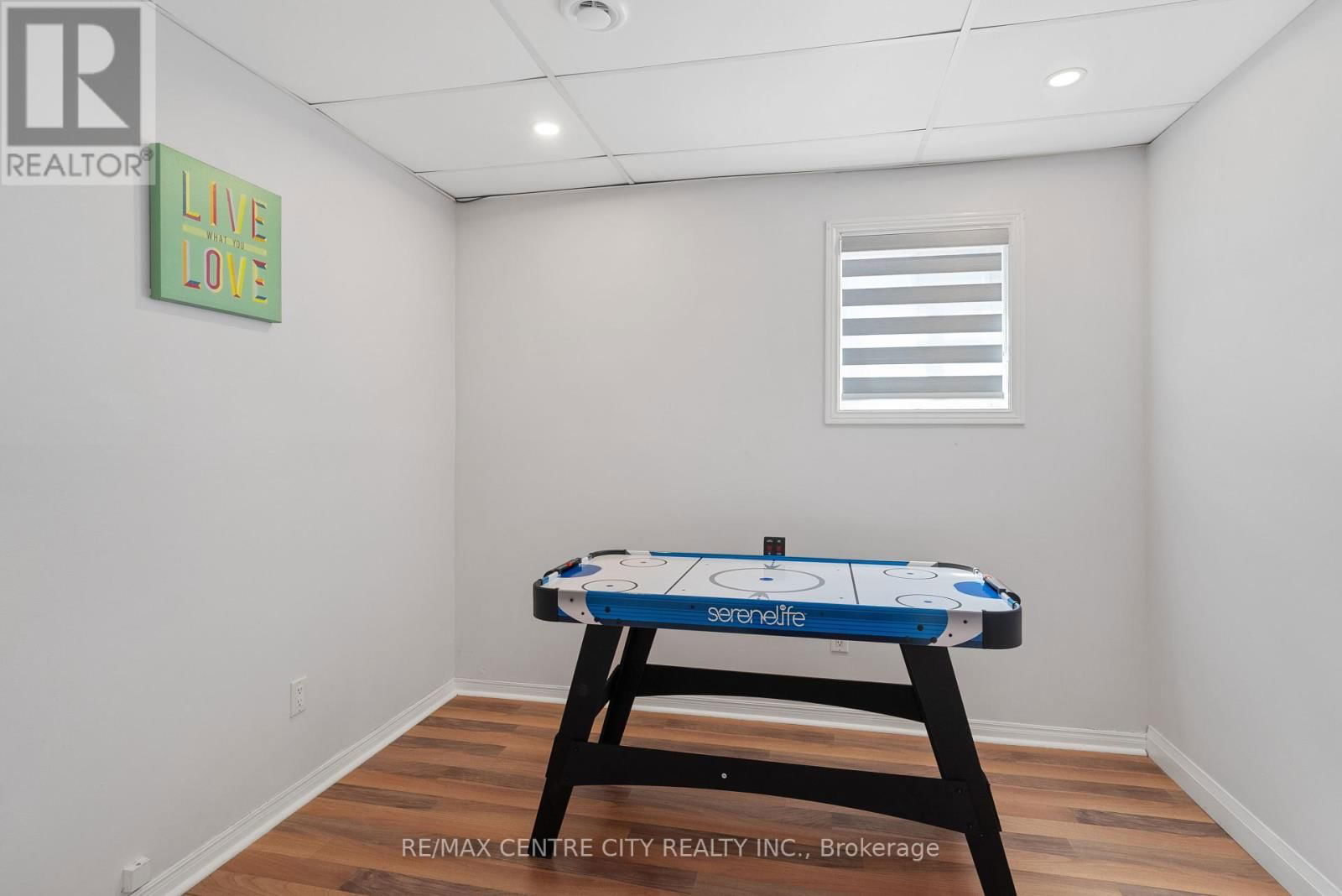 200 REGAL DRIVE Image 19