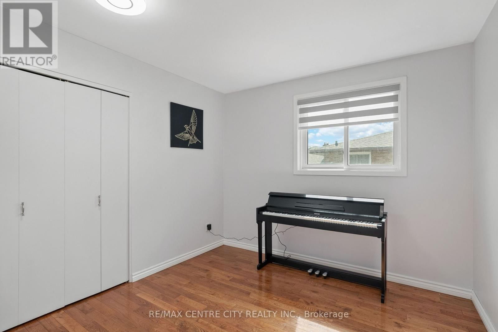 200 REGAL DRIVE Image 20