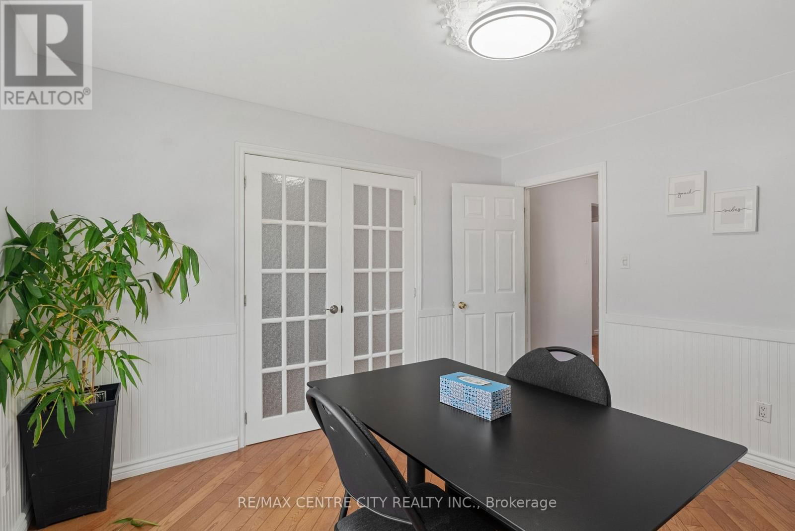 200 REGAL DRIVE Image 6