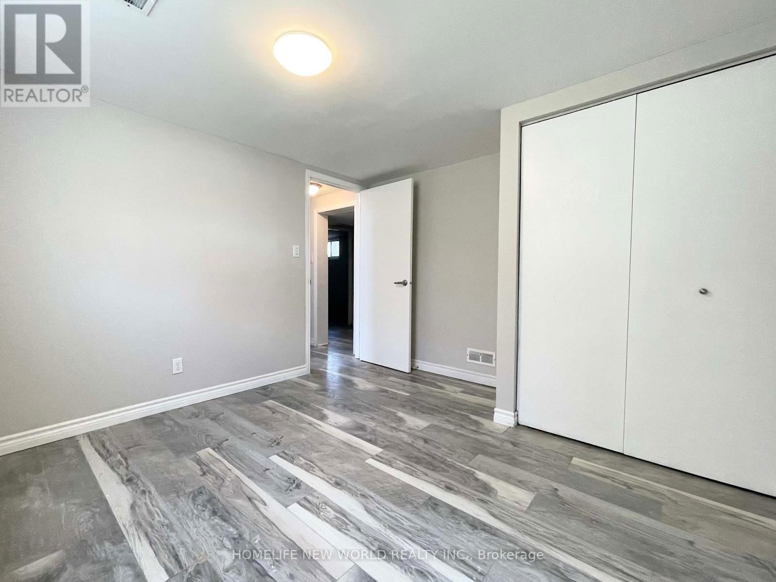 8 GRAHAM ROAD Image 20