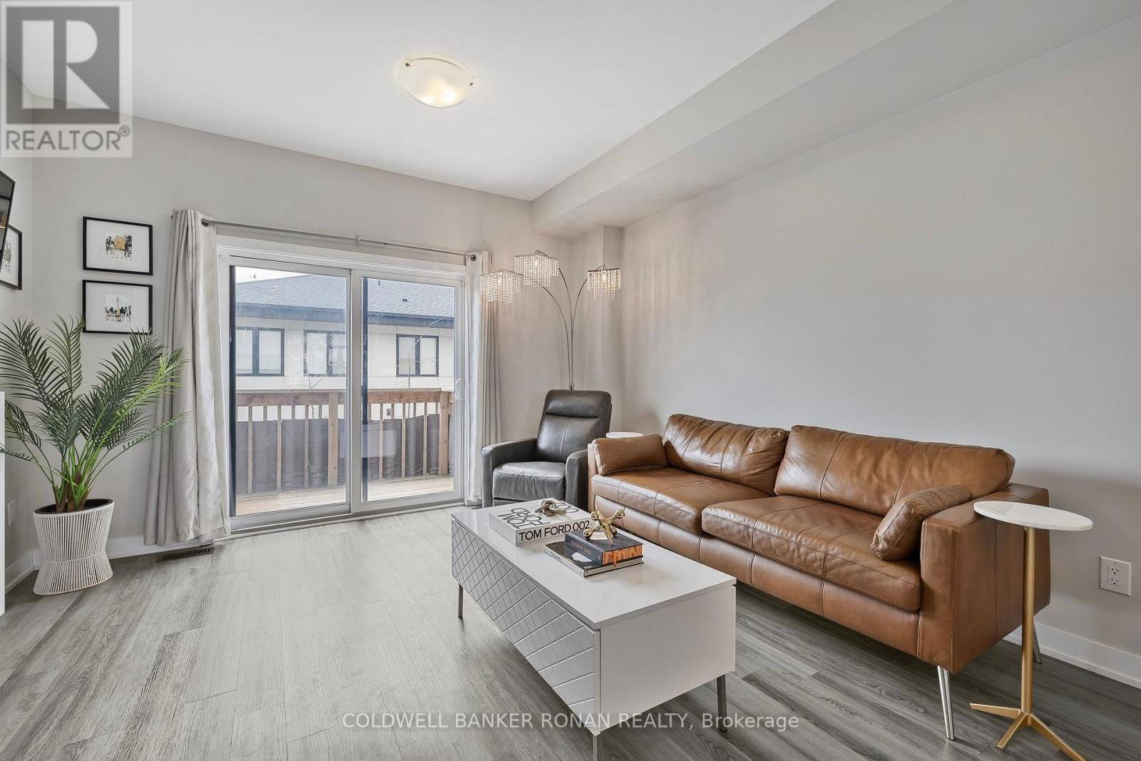 15 WILINGS LANE Image 12