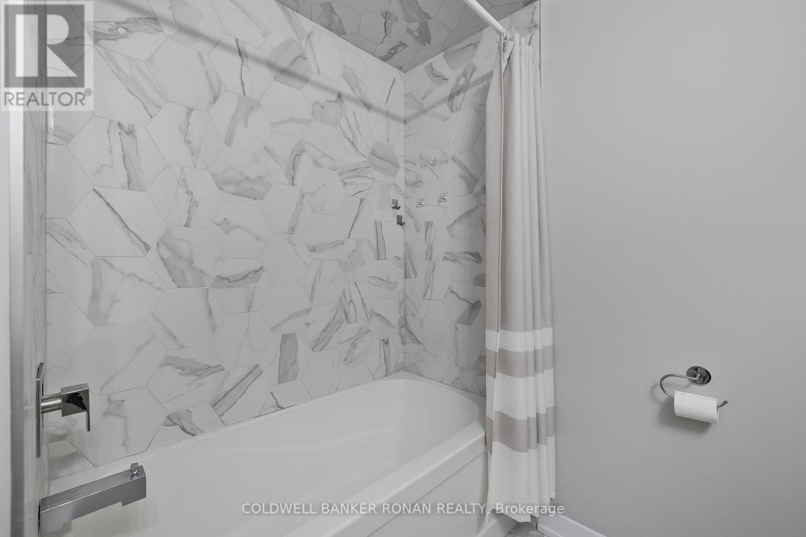 15 WILINGS LANE Image 23