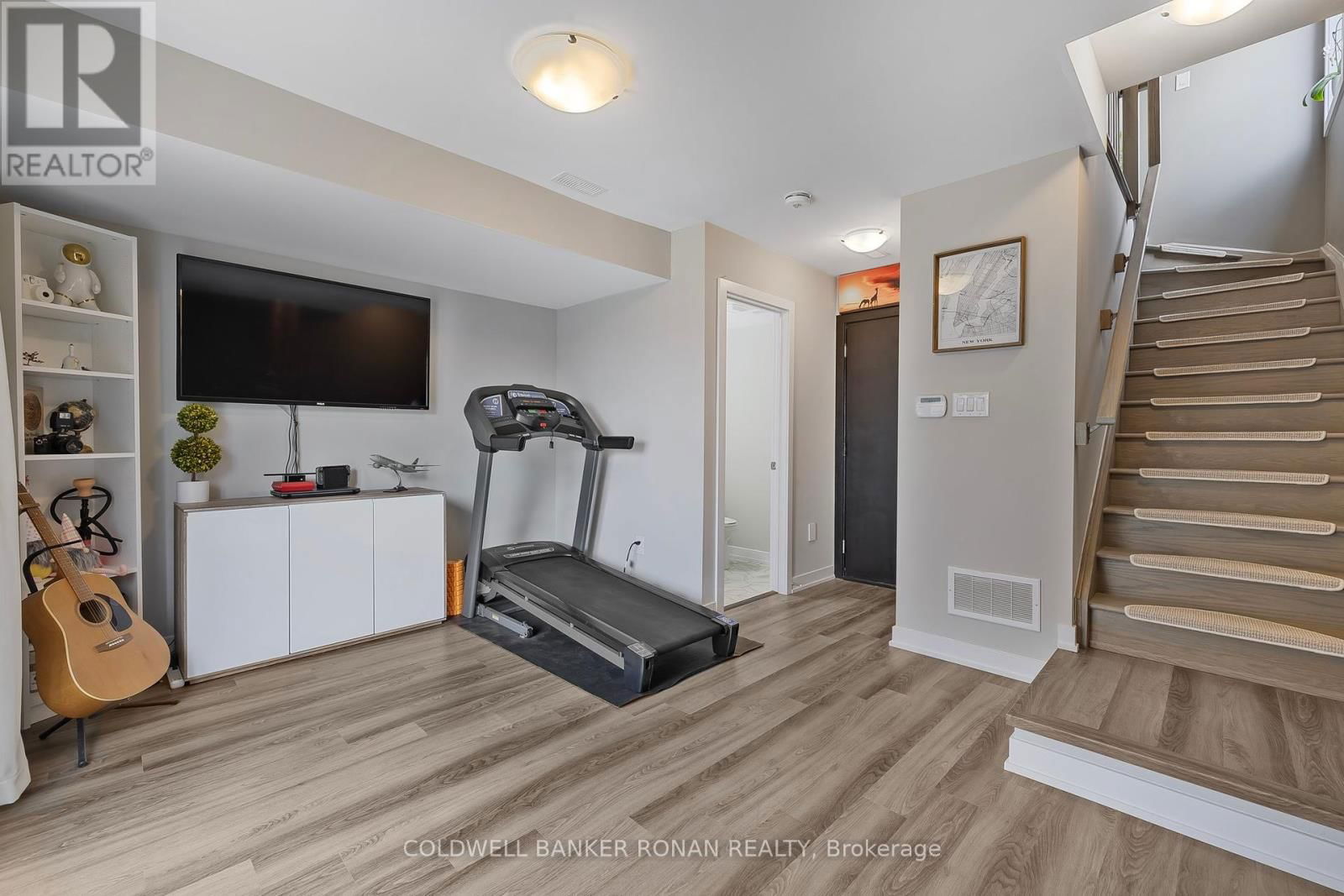 15 WILINGS LANE Image 27
