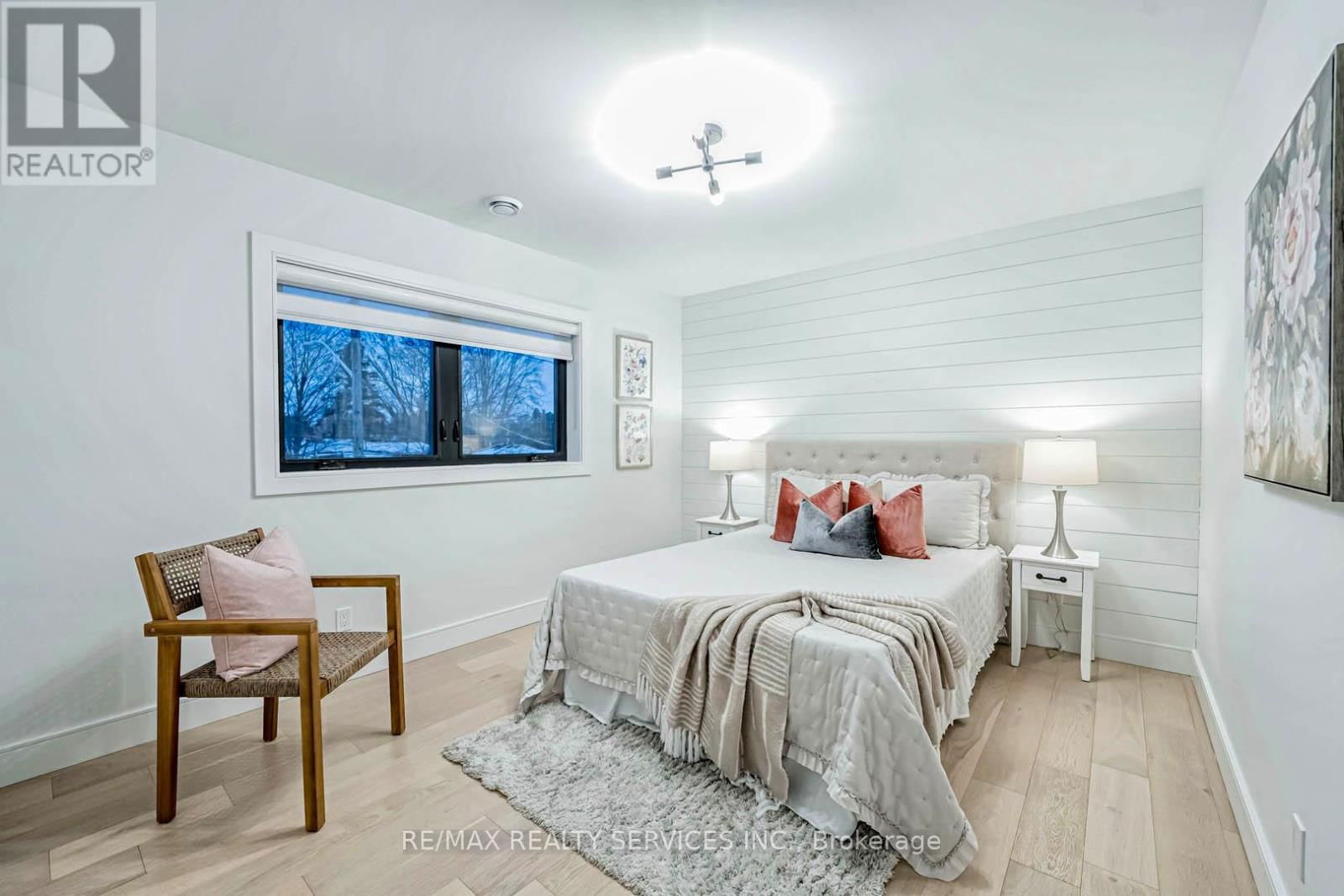 40 VARADI AVENUE Image 21