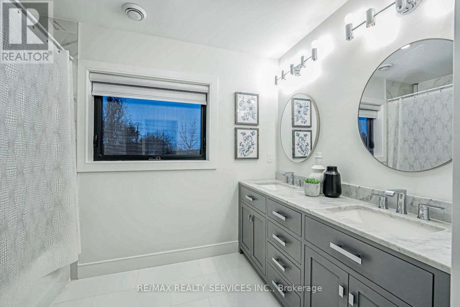40 VARADI AVENUE Image 22