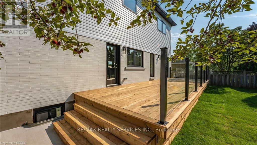 40 VARADI AVENUE Image 30