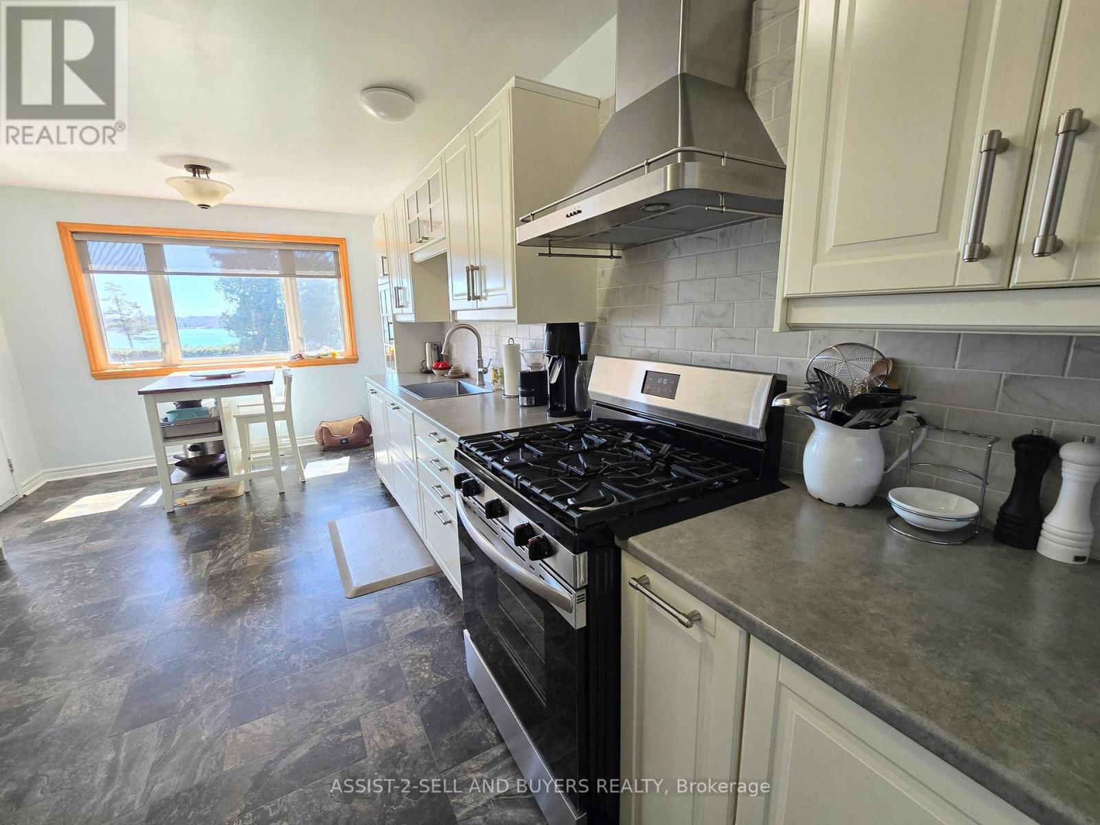 15206 COLONIAL DRIVE Image 13