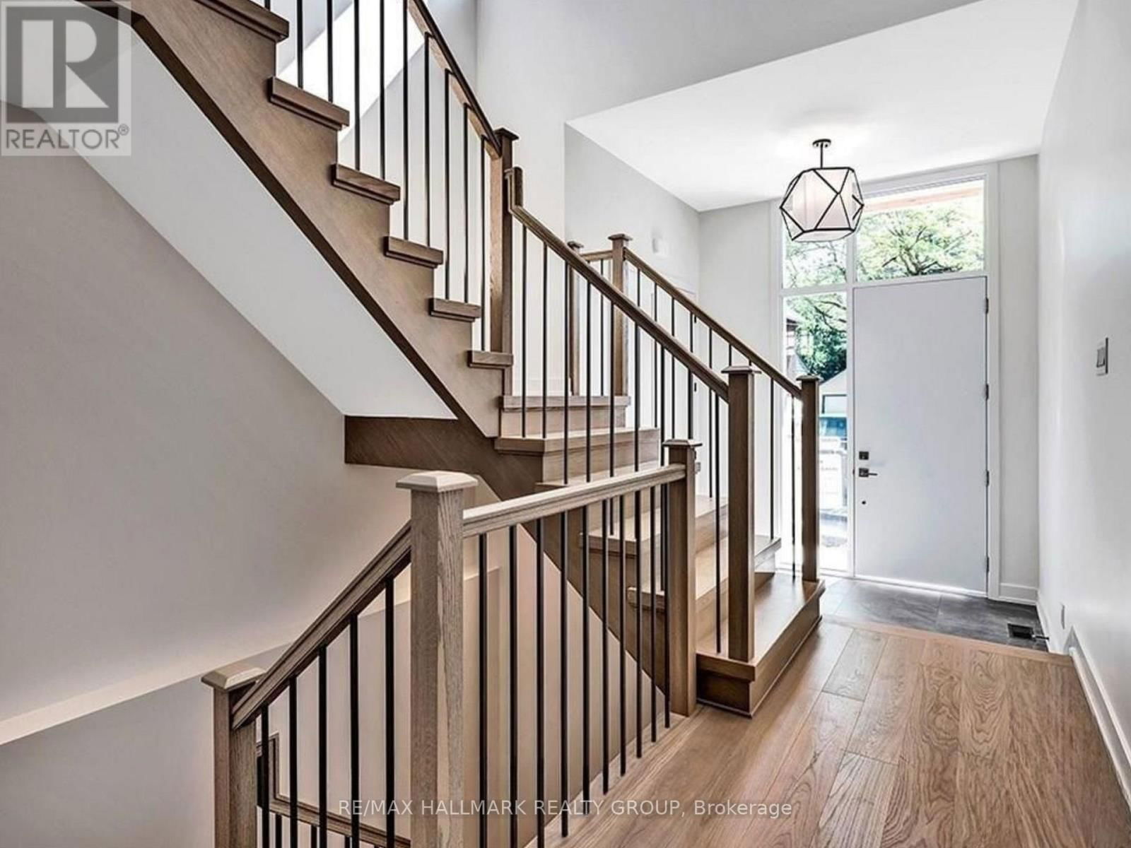 37 IVY CRESCENT Image 3