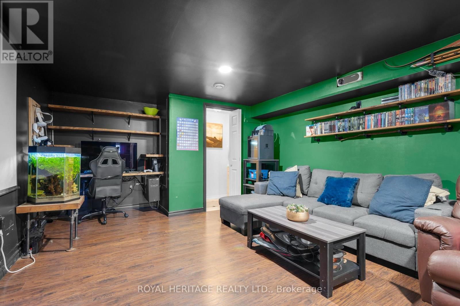 126 WEST STREET Image 23