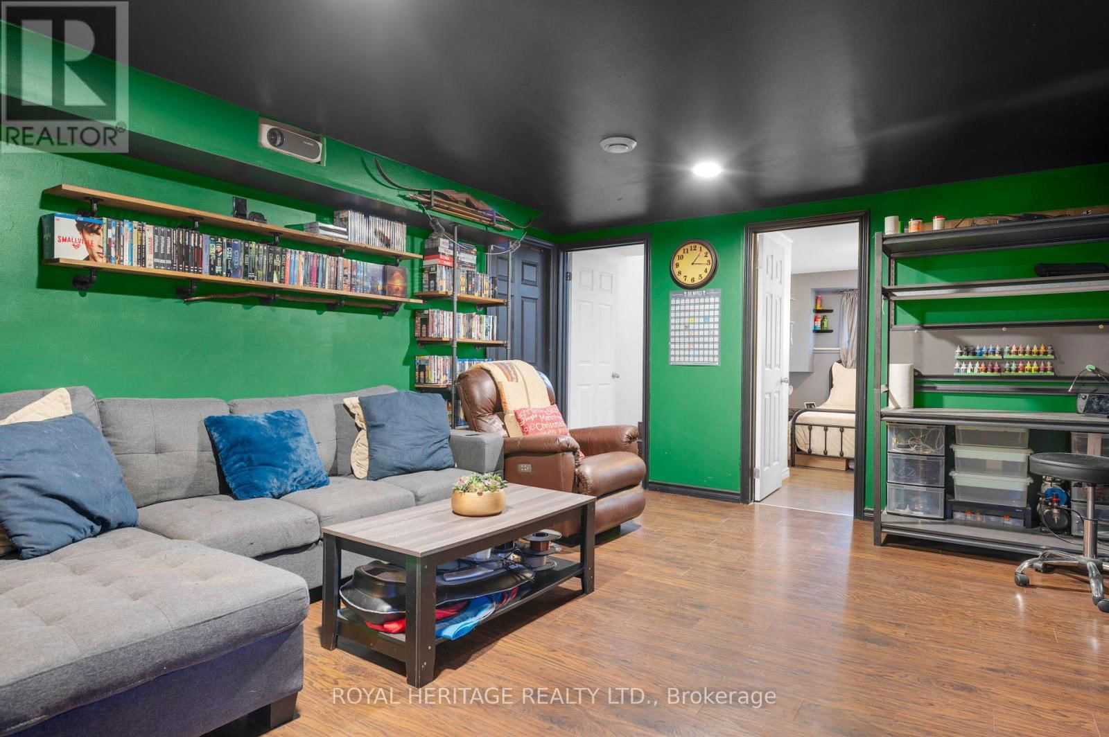 126 WEST STREET Image 24