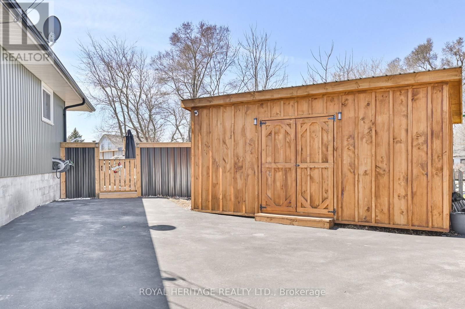 126 WEST STREET Image 34