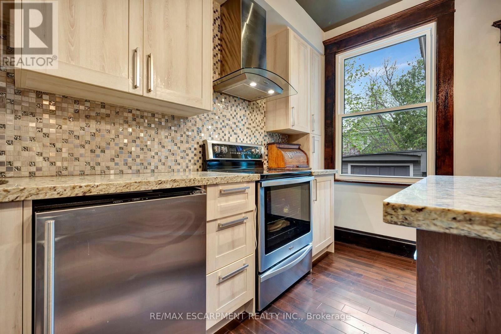 80 SPADINA AVENUE Image 14