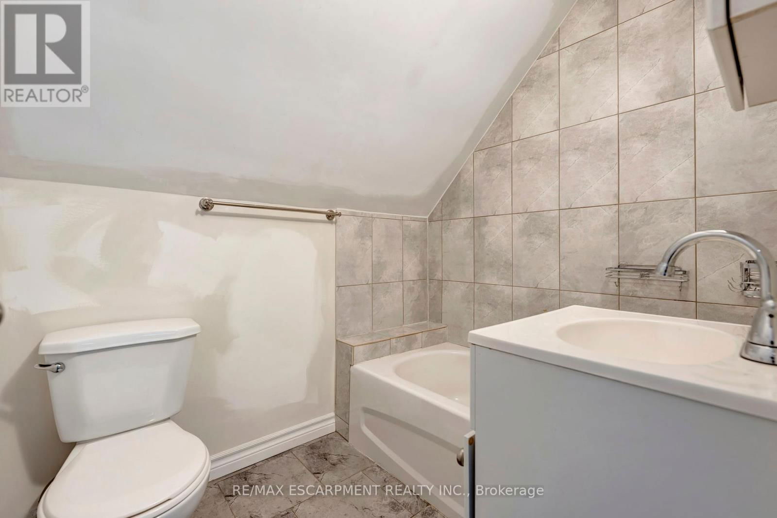 80 SPADINA AVENUE Image 24