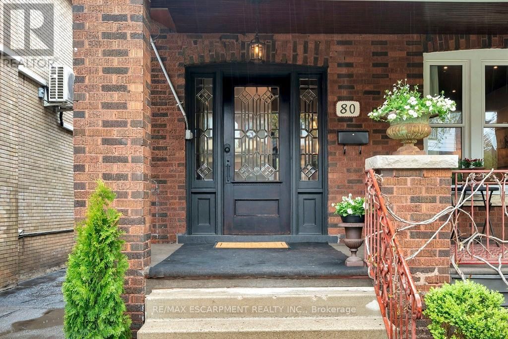 80 SPADINA AVENUE Image 3