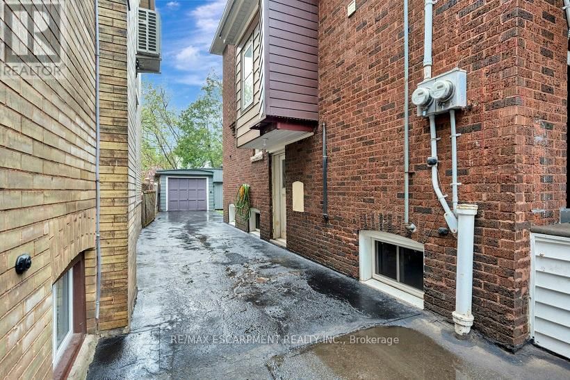 80 SPADINA AVENUE Image 32