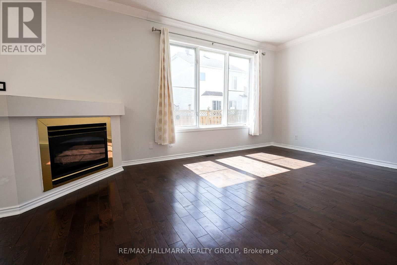 345 STONEWAY DRIVE Image 8