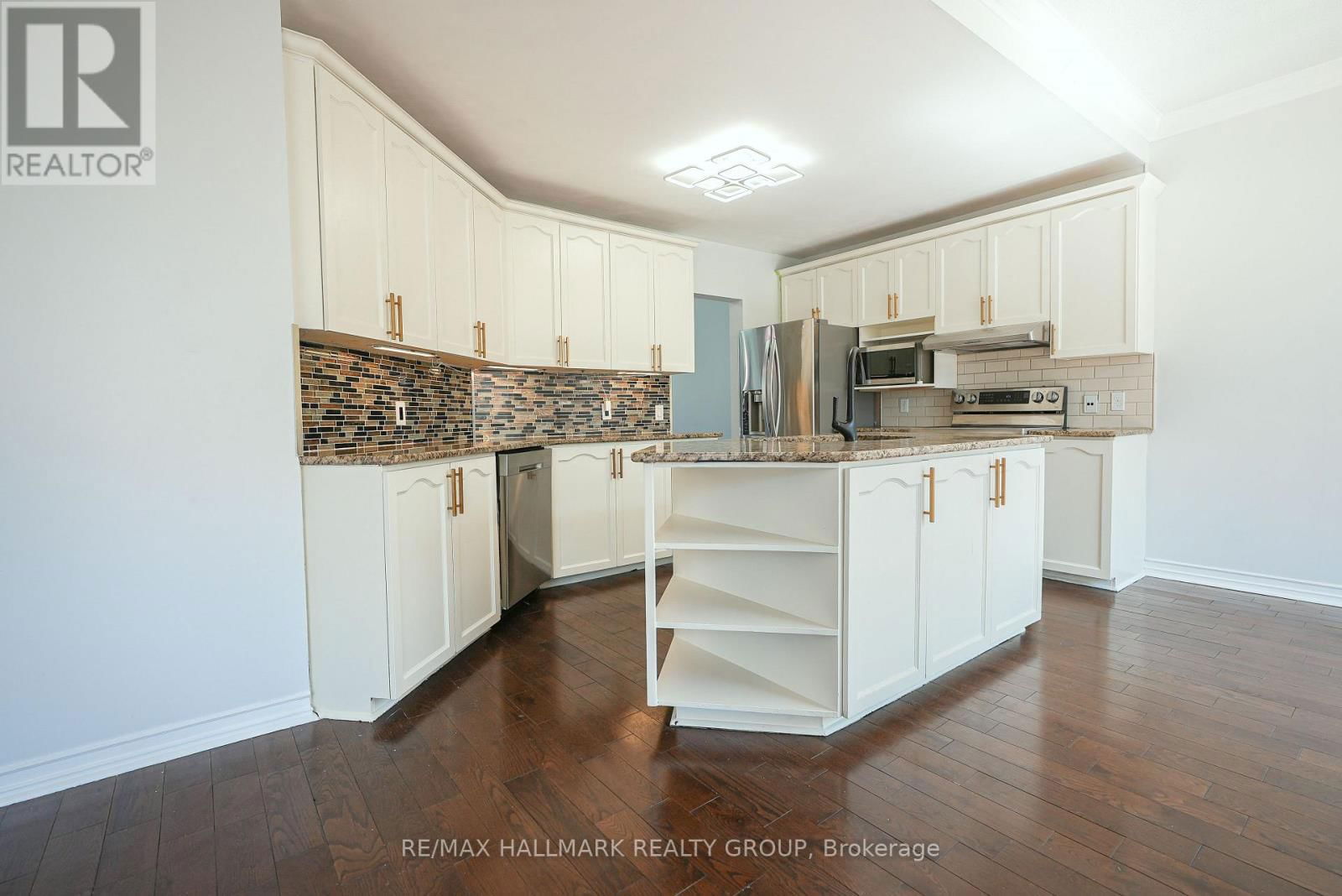 345 STONEWAY DRIVE Image 9