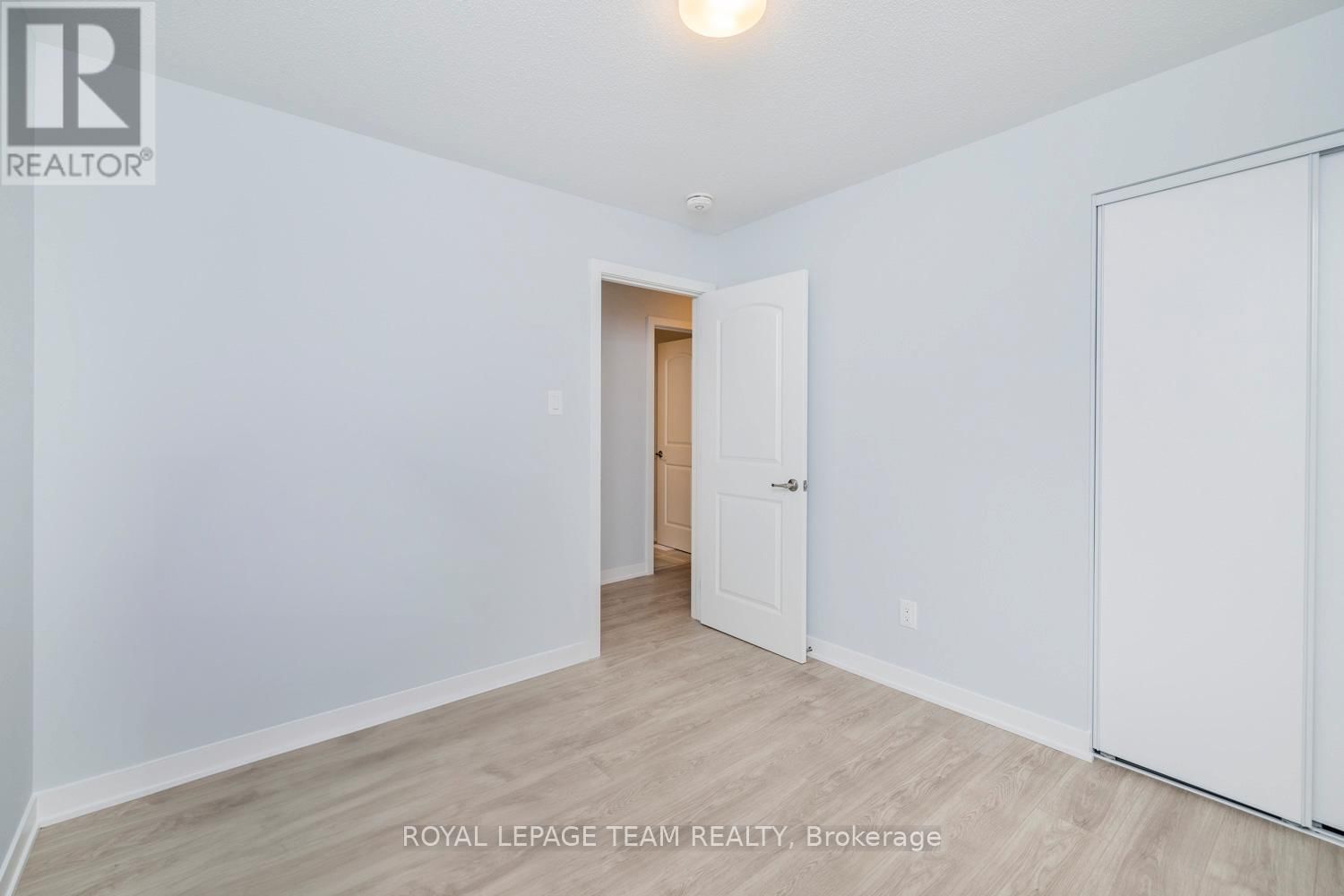 800 PARNIAN PRIVATE Image 12