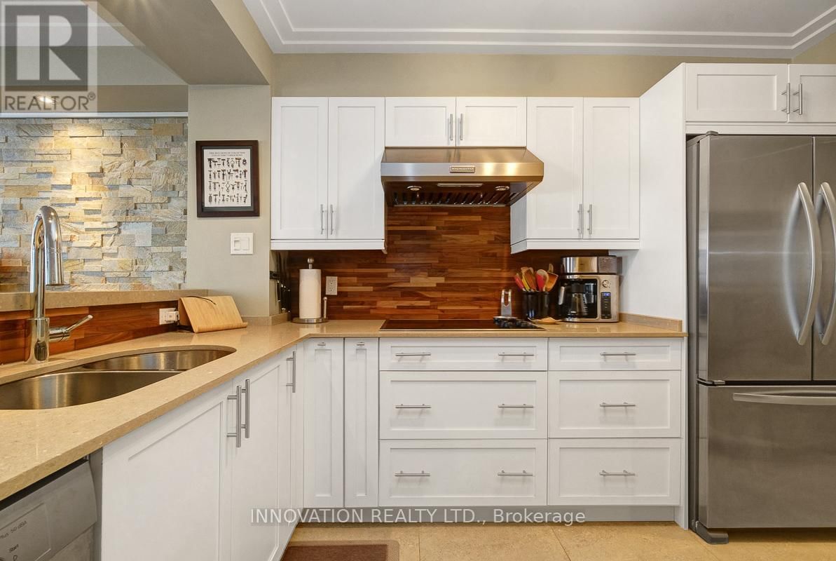 2C - 150 WAVERLEY STREET Image 17