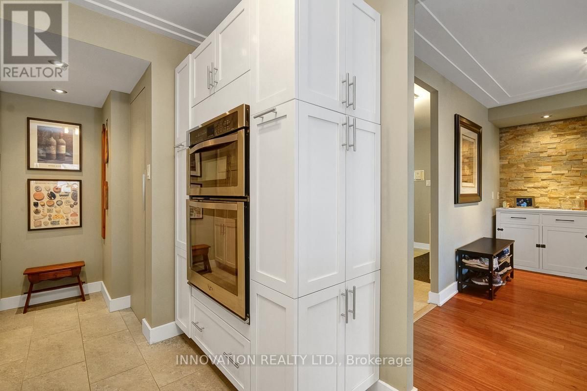 2C - 150 WAVERLEY STREET Image 18