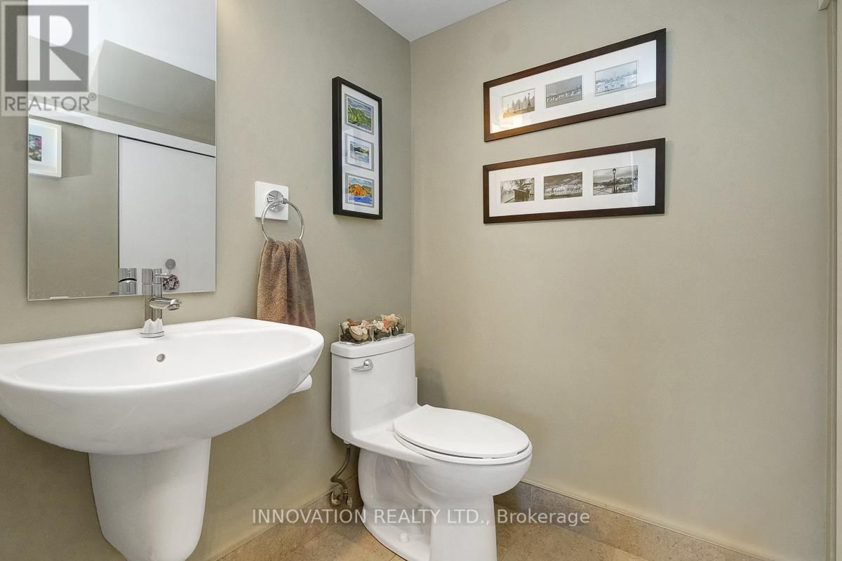 2C - 150 WAVERLEY STREET Image 23