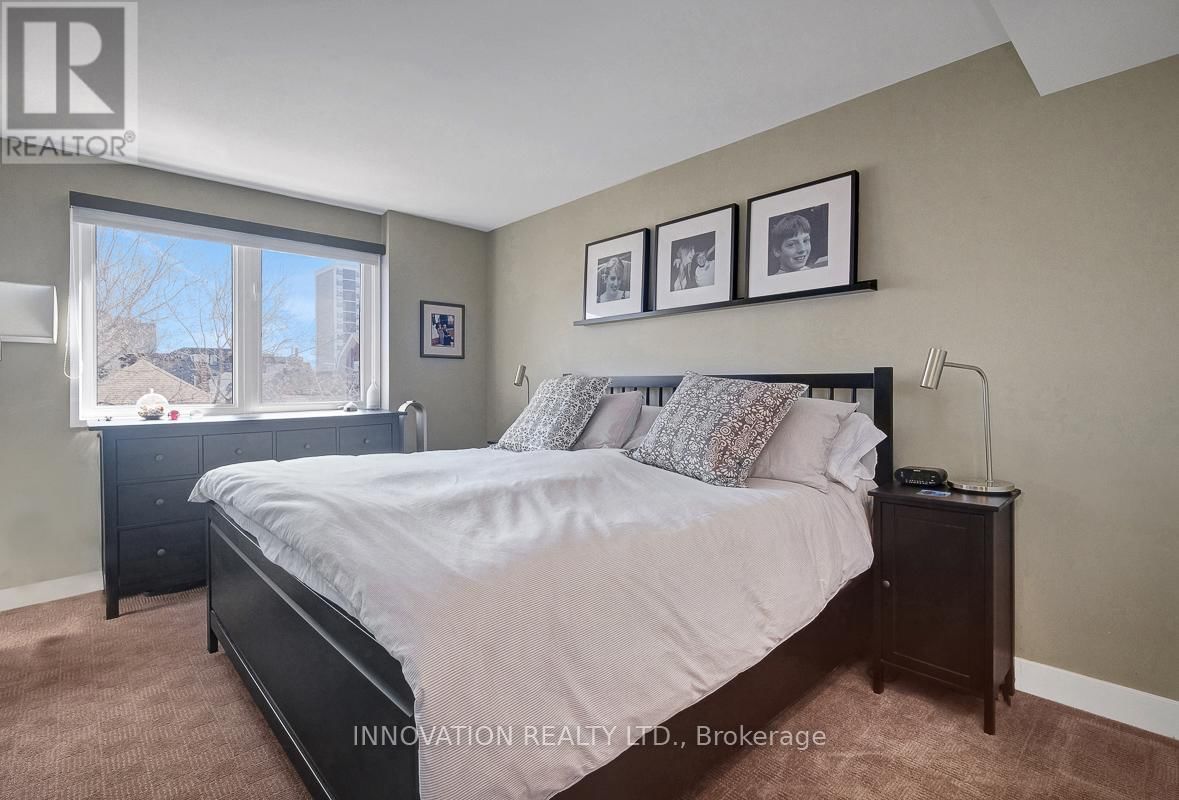 2C - 150 WAVERLEY STREET Image 33