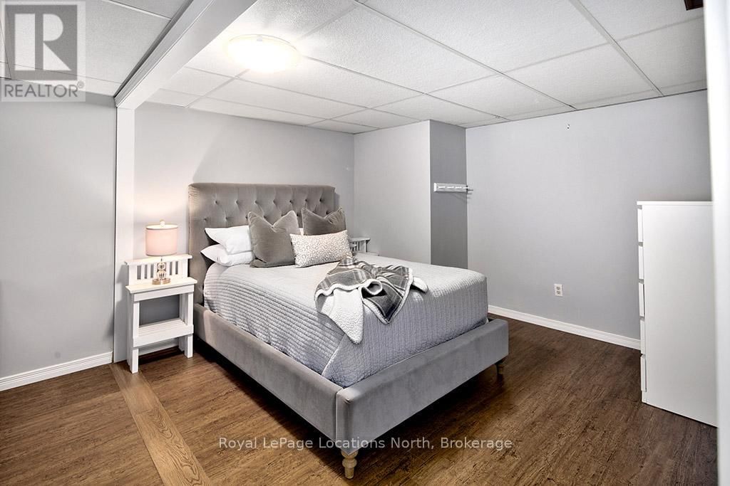 33 BLAKE STREET Image 14