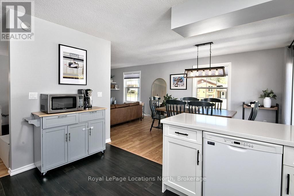 33 BLAKE STREET Image 7
