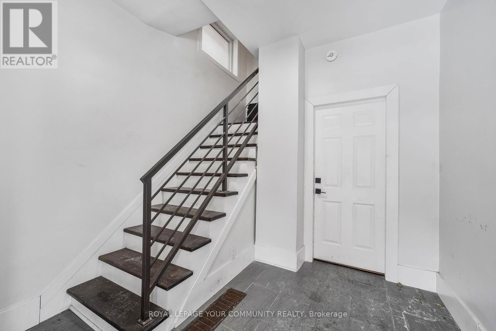 97 GARFIELD AVENUE SOUTH Image 3