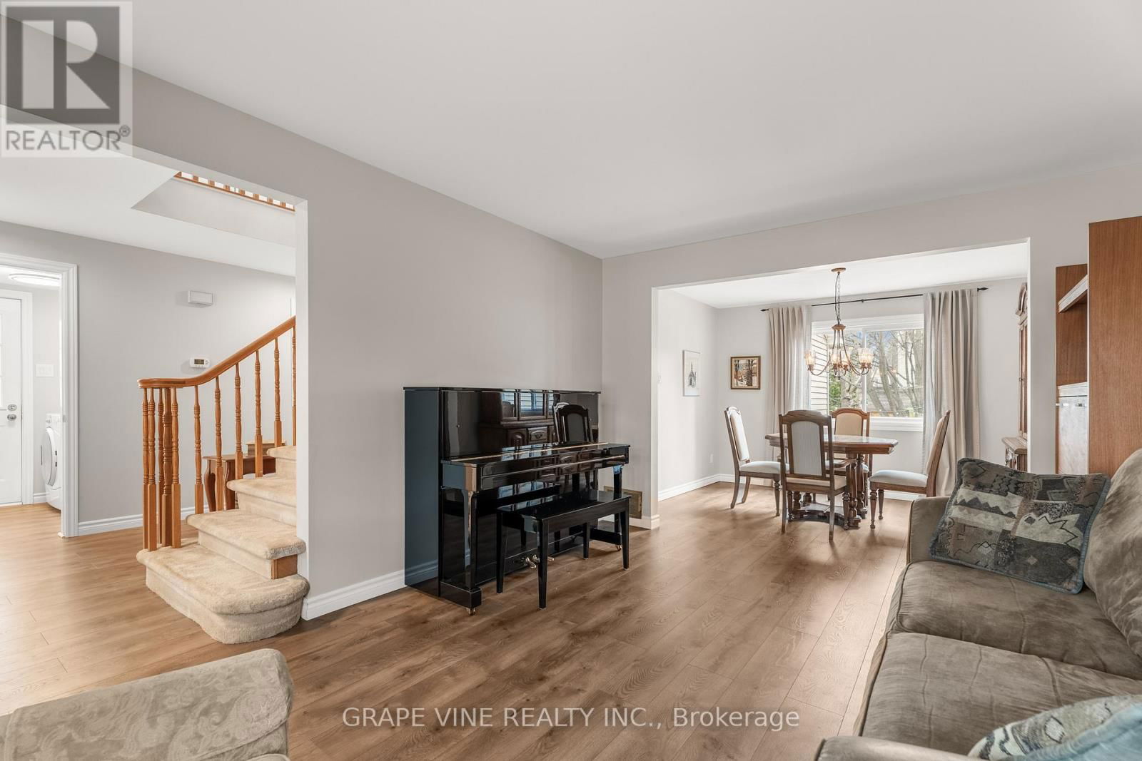1667 TEAKDALE AVENUE Image 10