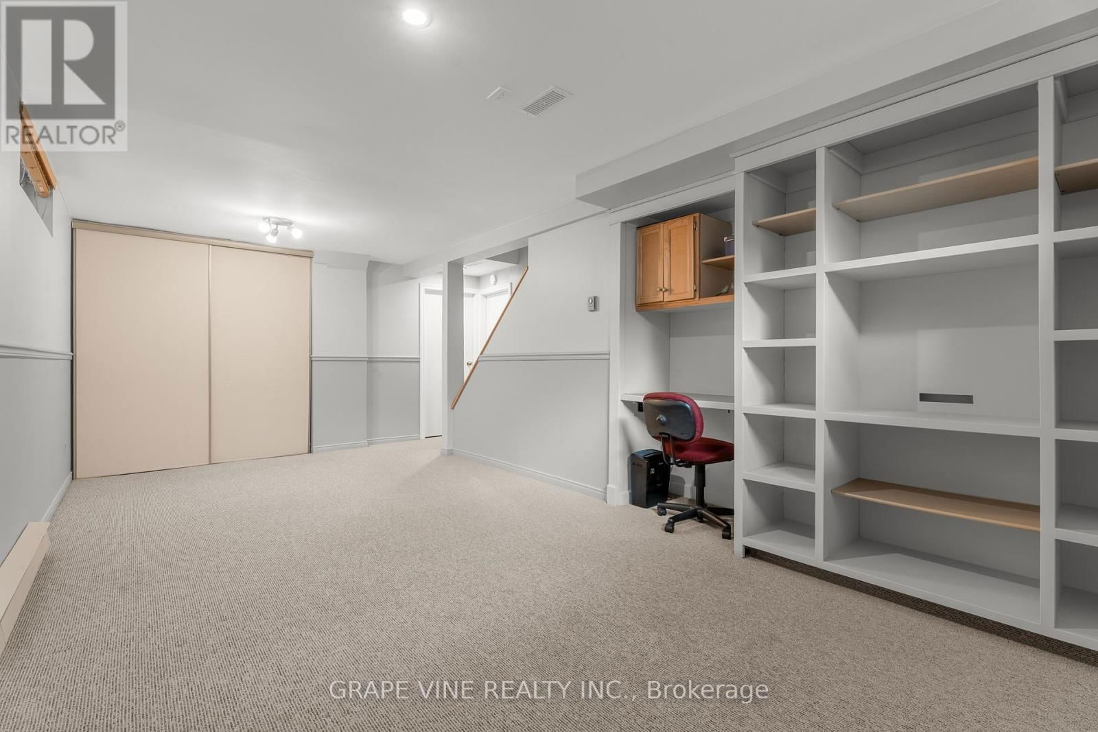 1667 TEAKDALE AVENUE Image 33