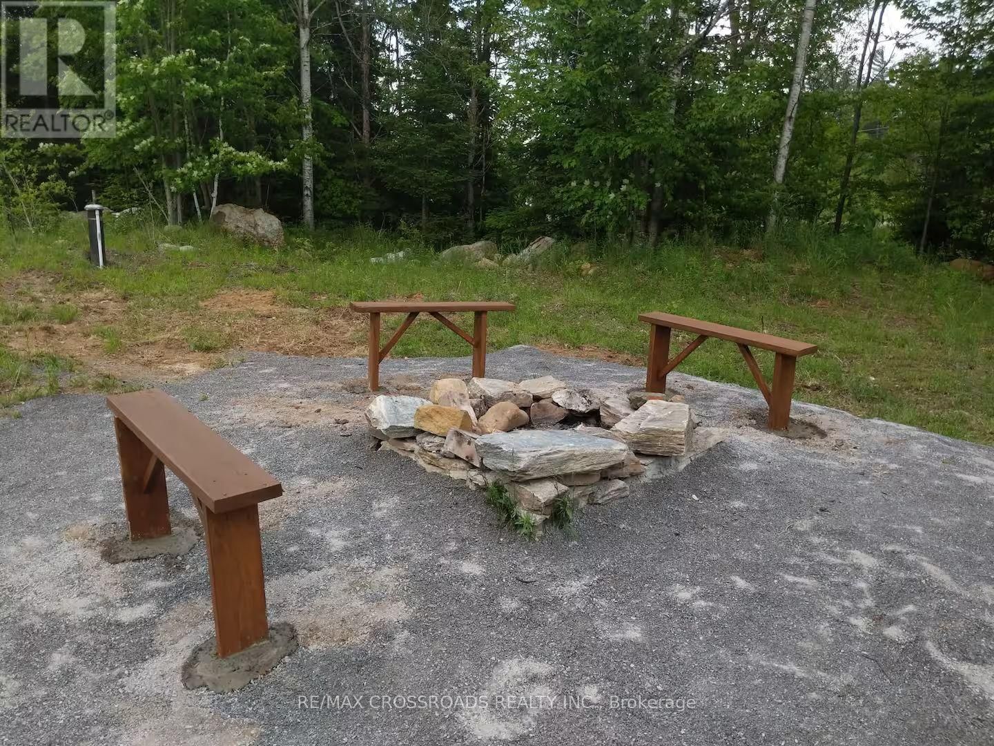 10 HUNT ROAD Image 17