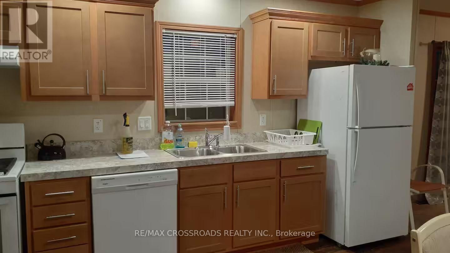 10 HUNT ROAD Image 18