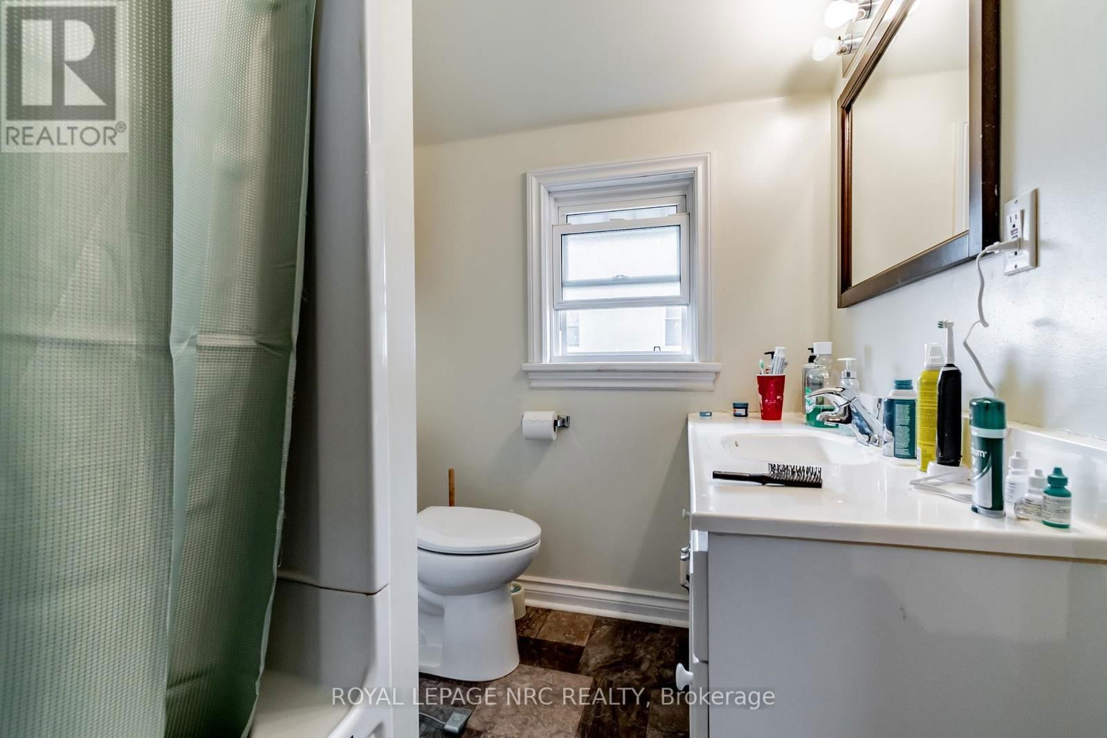 152 WEST STREET Image 19