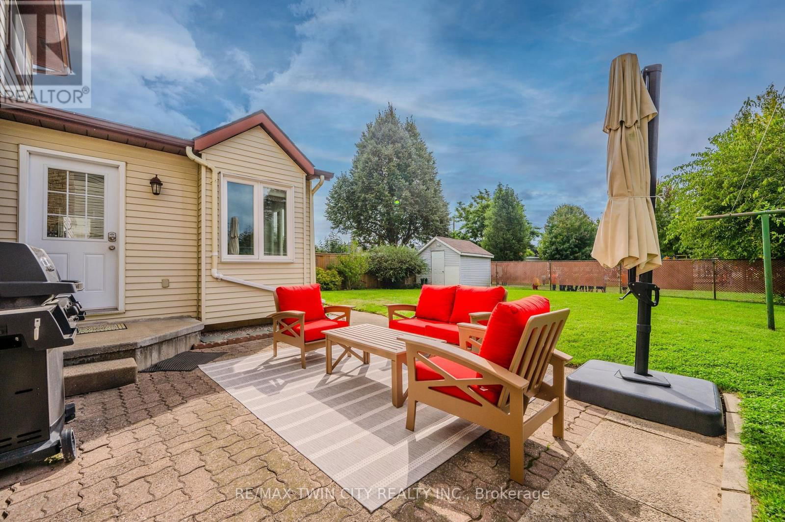136 ST JEROME CRESCENT Image 36