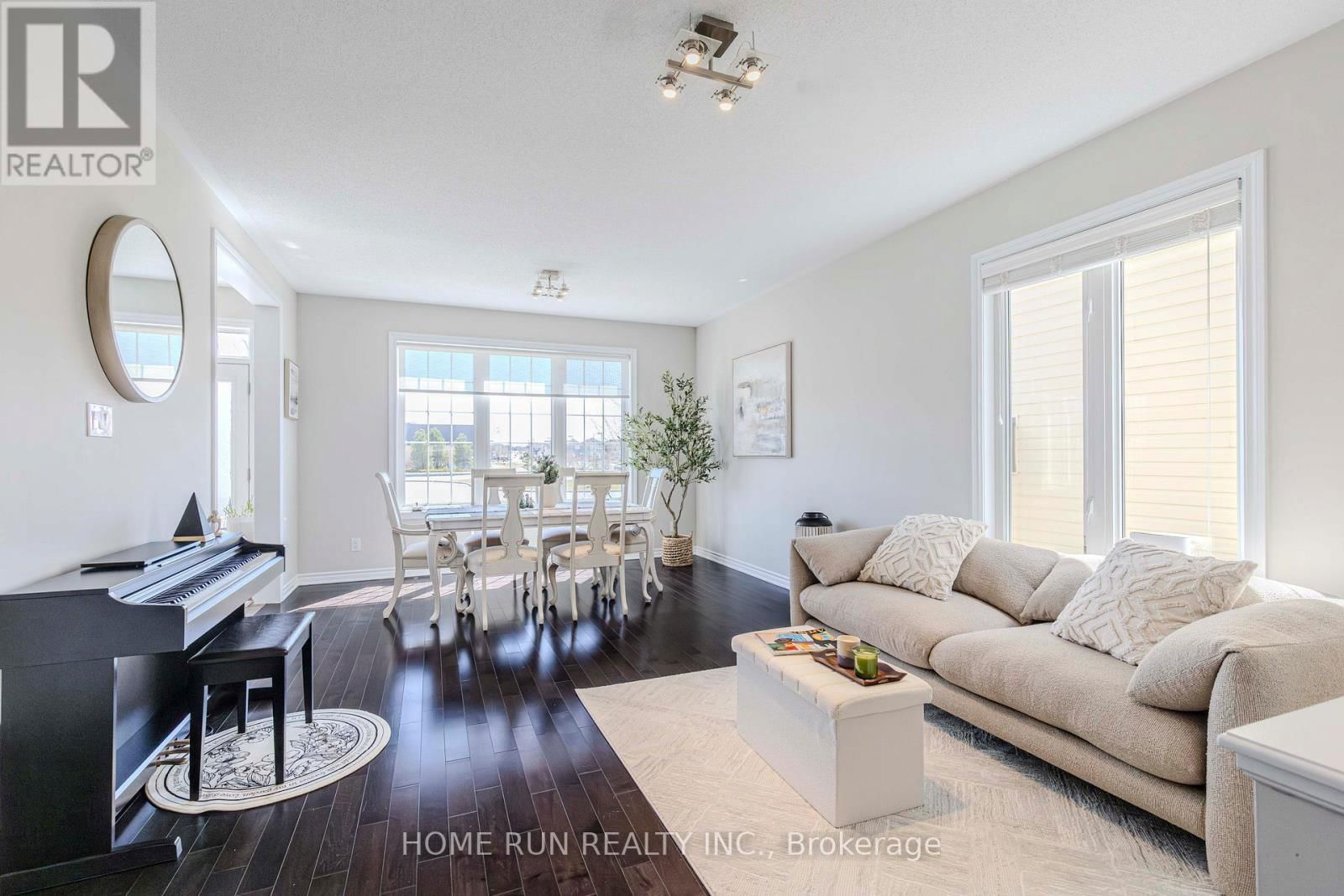 213 DUTCHMANS WAY Image 6