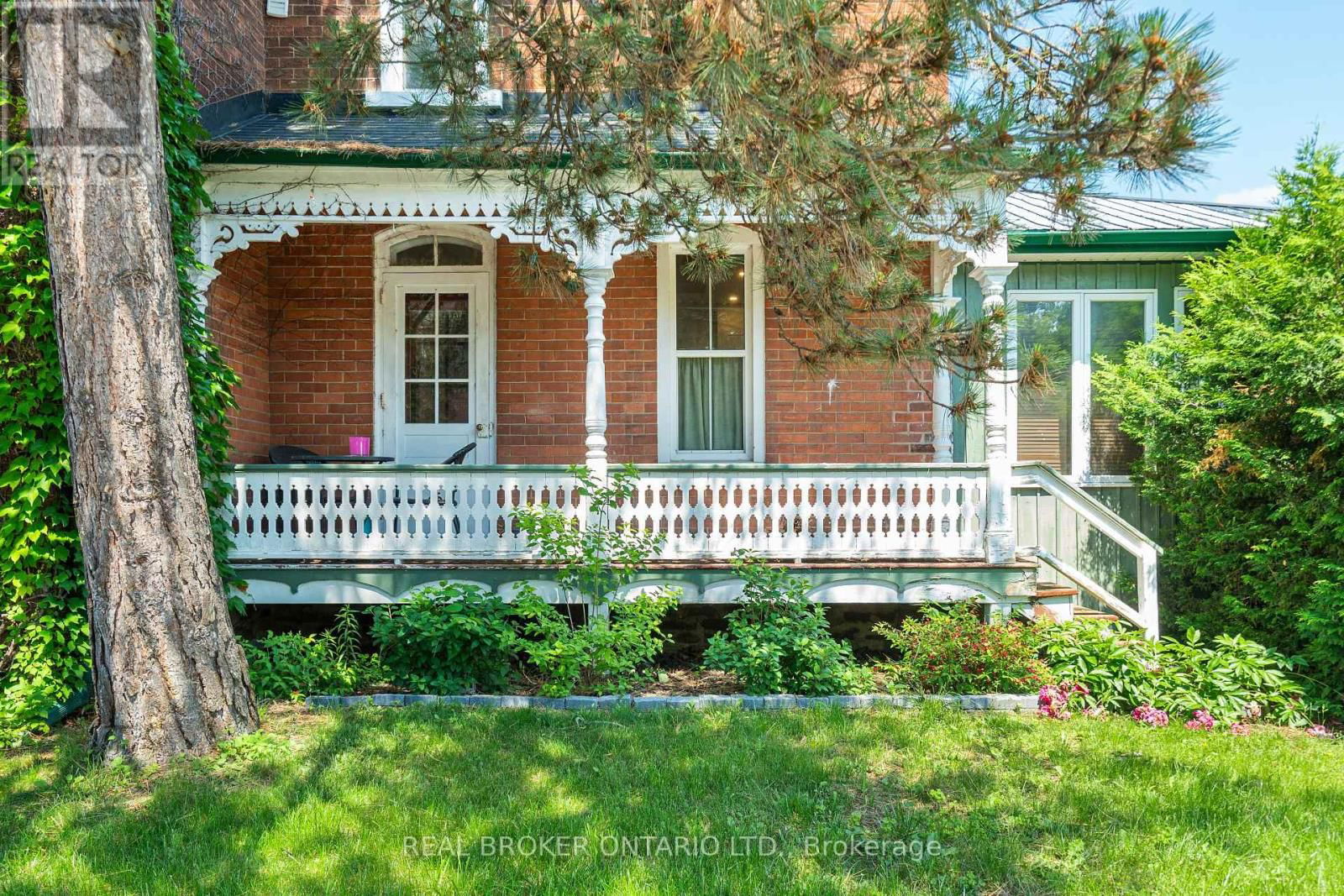 74 LAKE AVENUE WEST Image 35