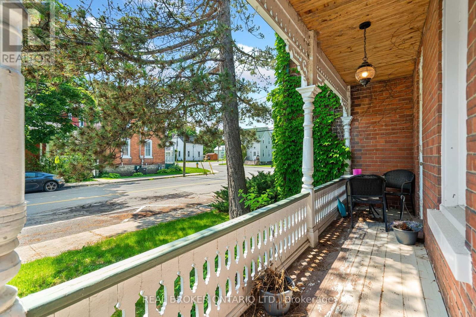 74 LAKE AVENUE WEST Image 36