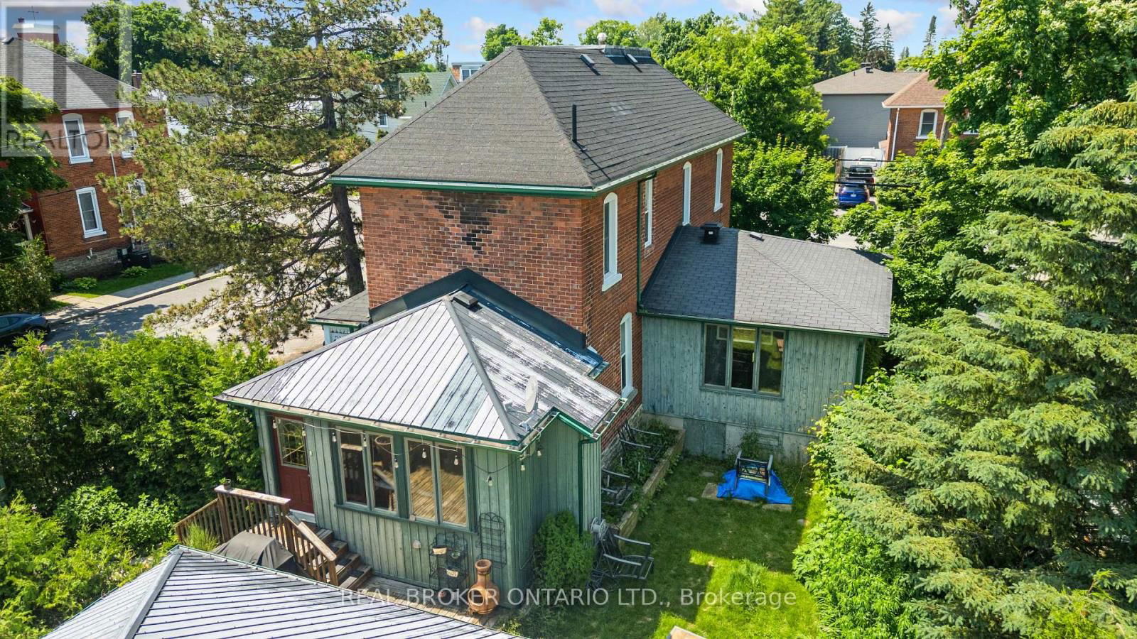 74 LAKE AVENUE WEST Image 40