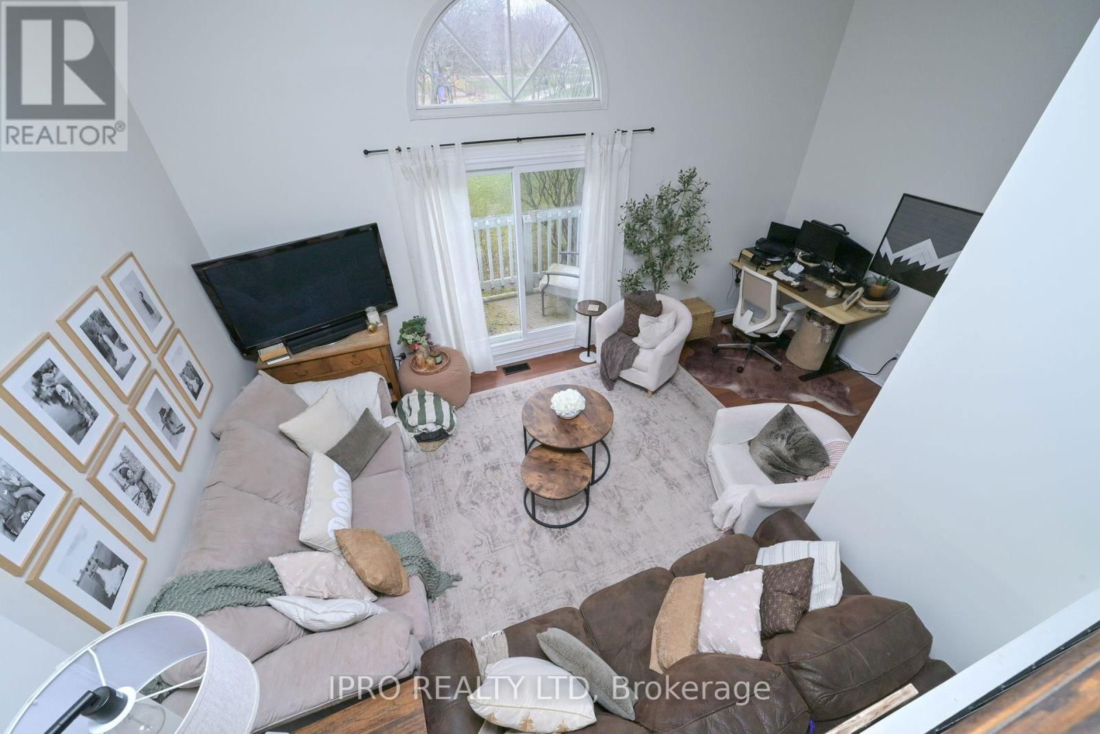 25 - 111 TRAYNOR AVENUE Image 11
